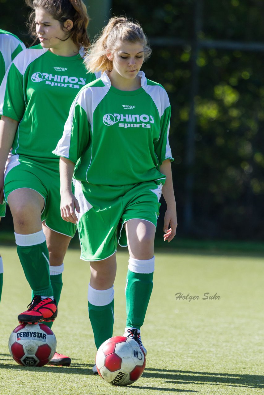 Bild 148 - C-Juniorinnen Kaltenkirchener TS - TuS Tensfeld : Ergebnis: 7:0